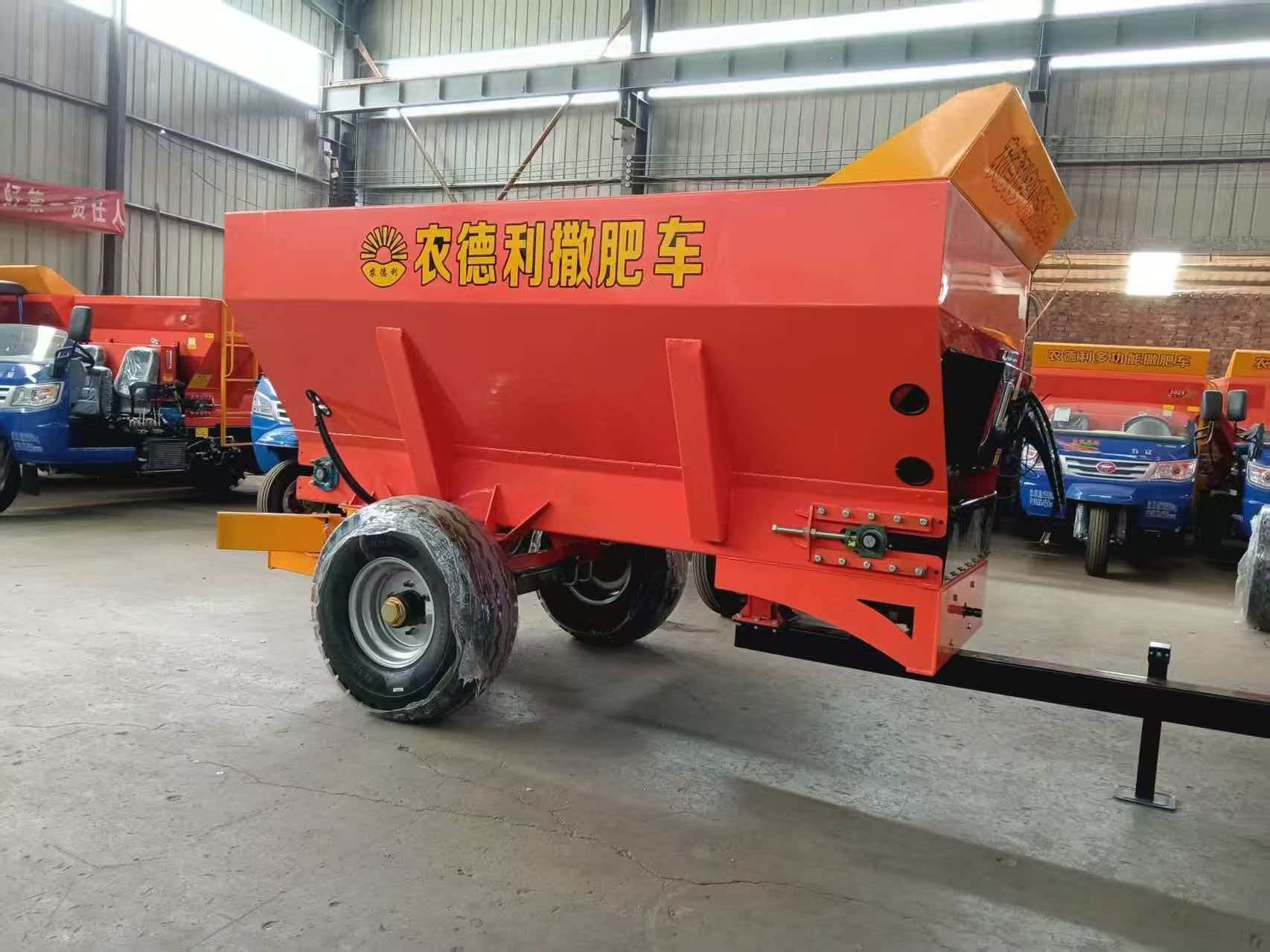 信阳市多功能撒粪车三轮撒粪车 - 推荐